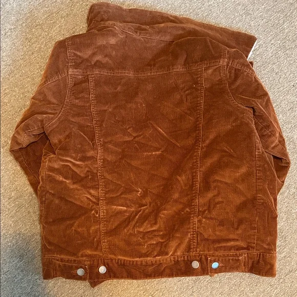 Women’s Brown Corduroy Jacket with Sherpa Lining - Picture 3 of 3
